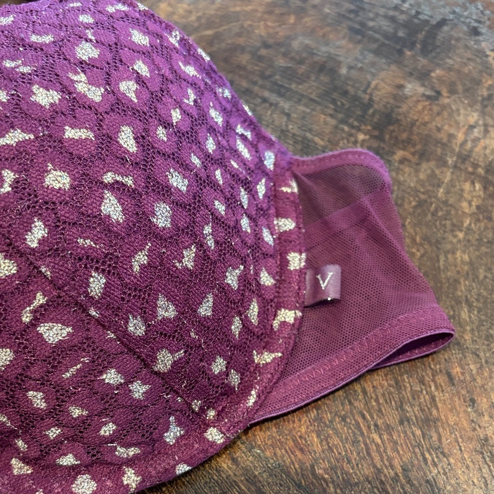 Victoria's Secret, purple and gold Bra - Picture 3 of 13